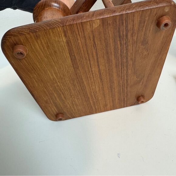 Vintage Teak Napkin Holder with Salt Shaker & Pepper Mill - Picture 9 of 11